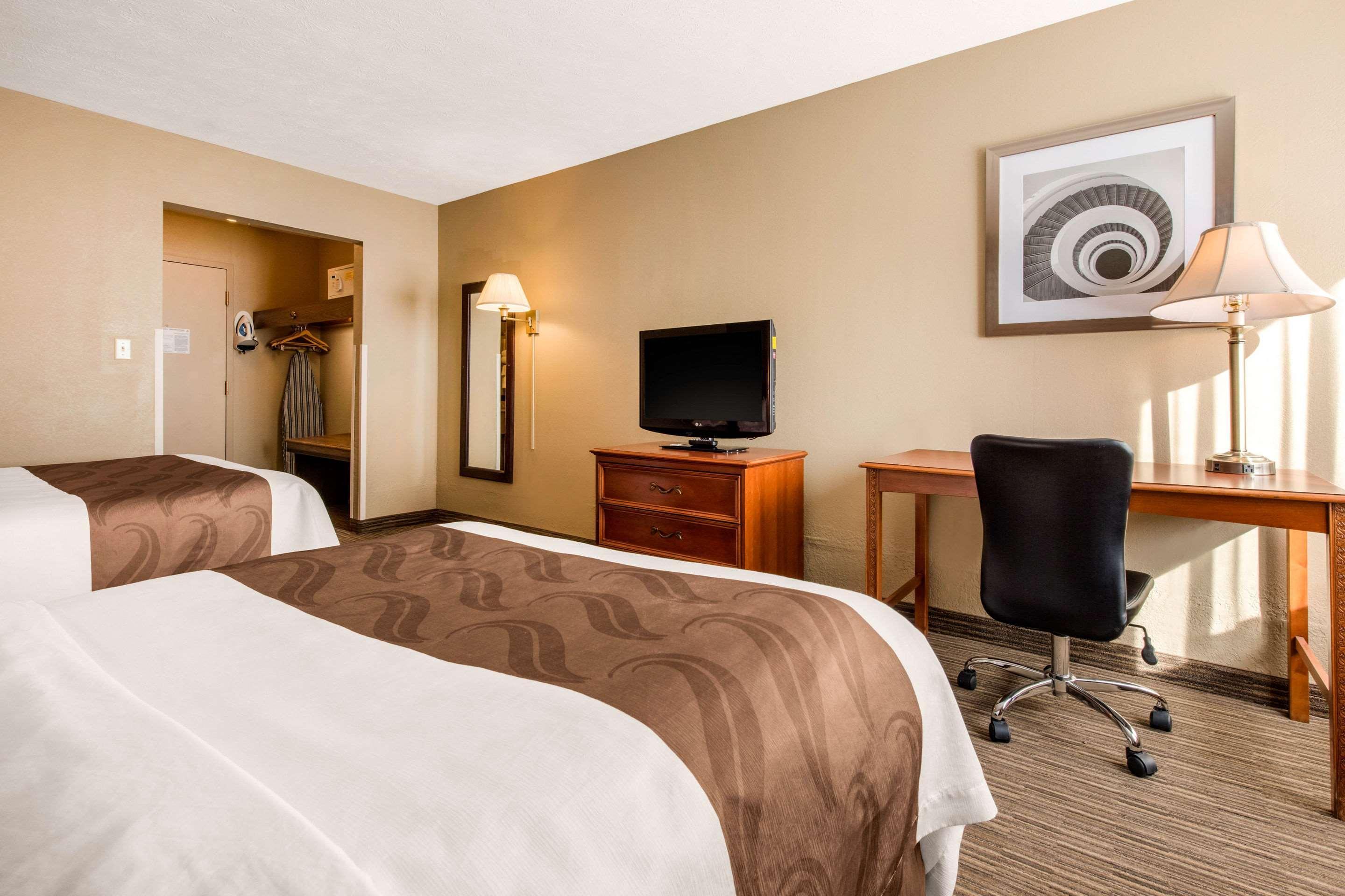 Quality Inn & Suites New Castle Eksteriør bilde