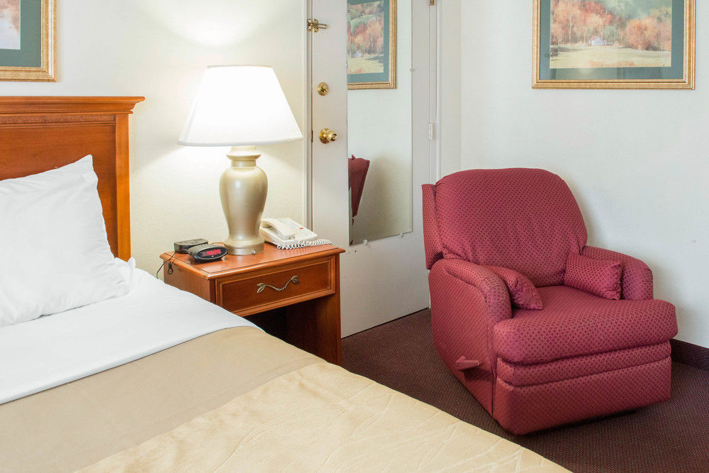 Quality Inn & Suites New Castle Eksteriør bilde