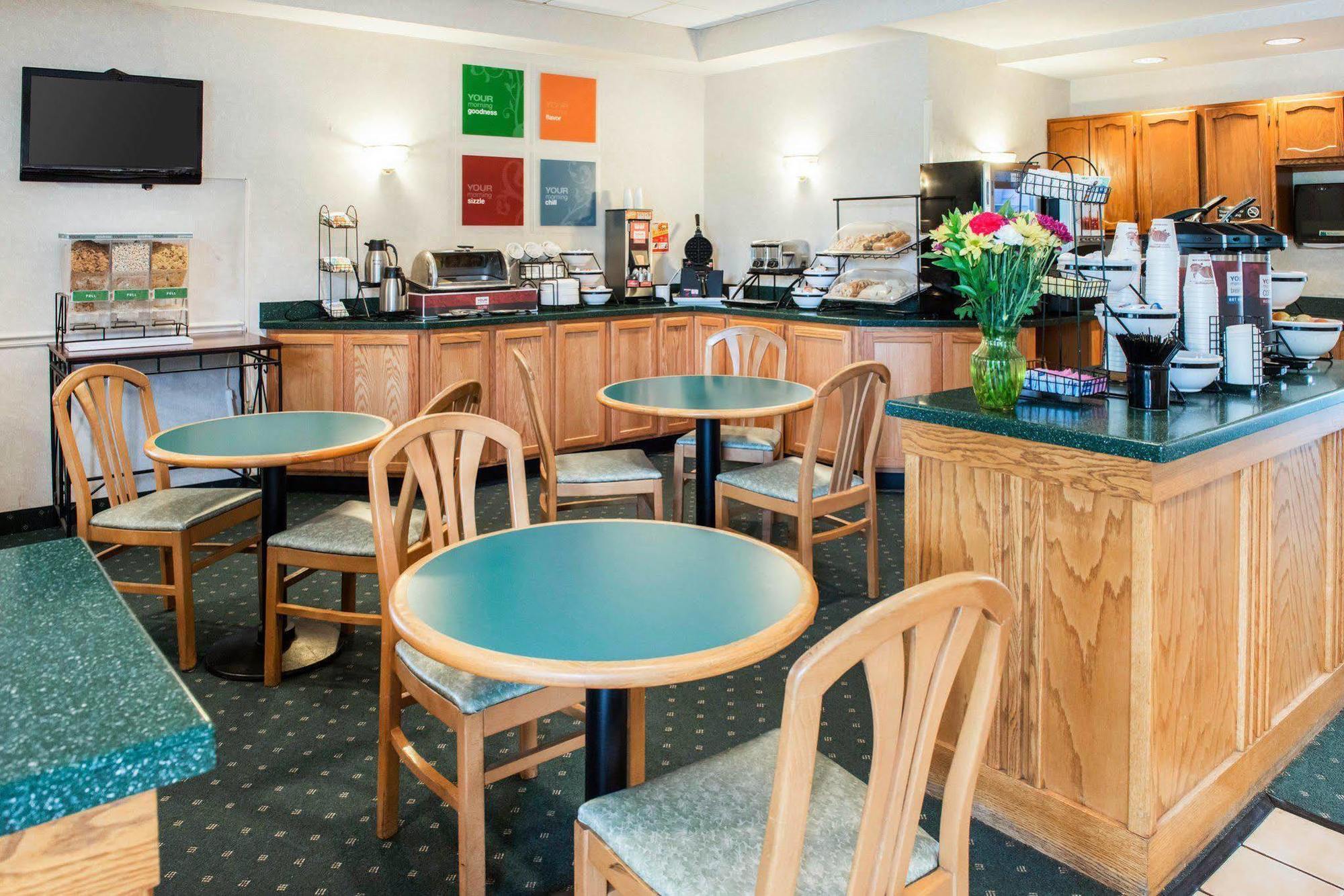 Quality Inn & Suites New Castle Eksteriør bilde